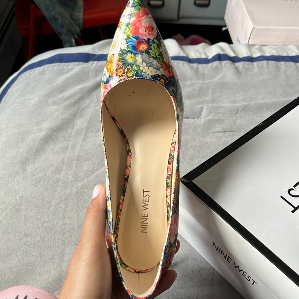 Nine West flower print pumps